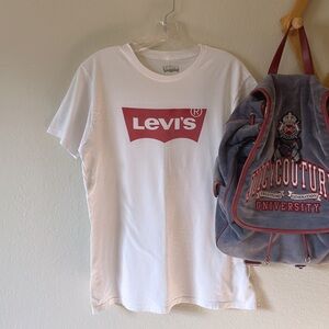 Levi’s Classic Tshirt
